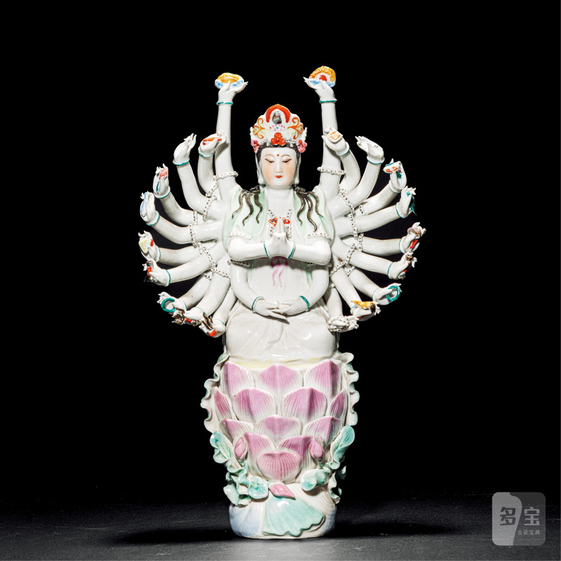 粉彩千手观音